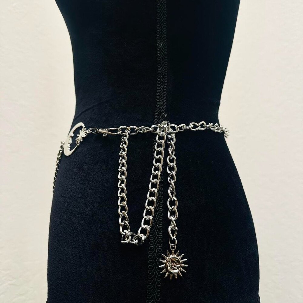 Silver Moon & Star Multi-Chain Waist Belt - Picture 3 of 3